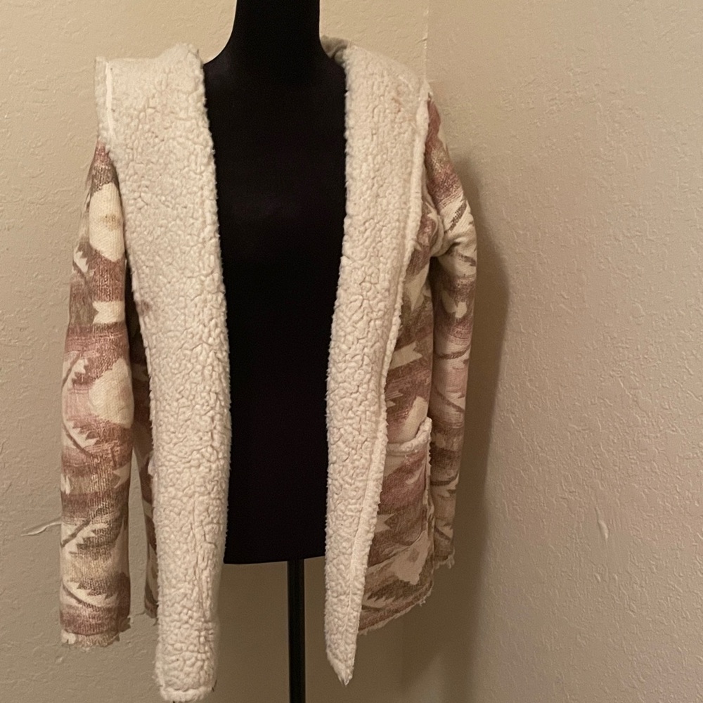 O’Neill Cozy Sherpa Lined Hooded Jacket pink and taupe Aztec tribal